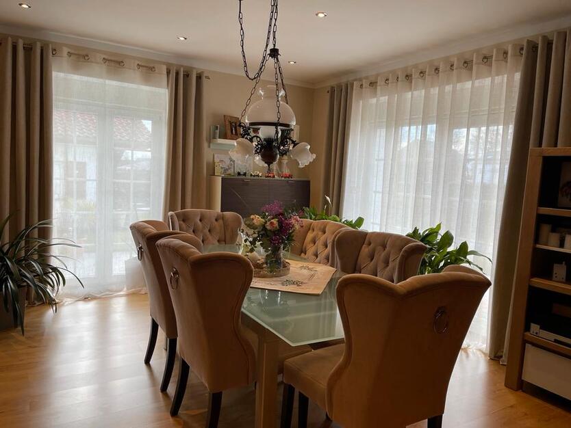 FamilientraumMehrgenerationsimmobilie mit Baugrundstück zimmer