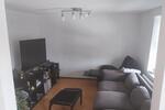 Schöne helle Dachgeschoßwohnung mit guter Anbindung