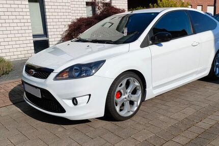 Ford Focus 104.000 km 4.900 &euro; Nordkirchen 59394