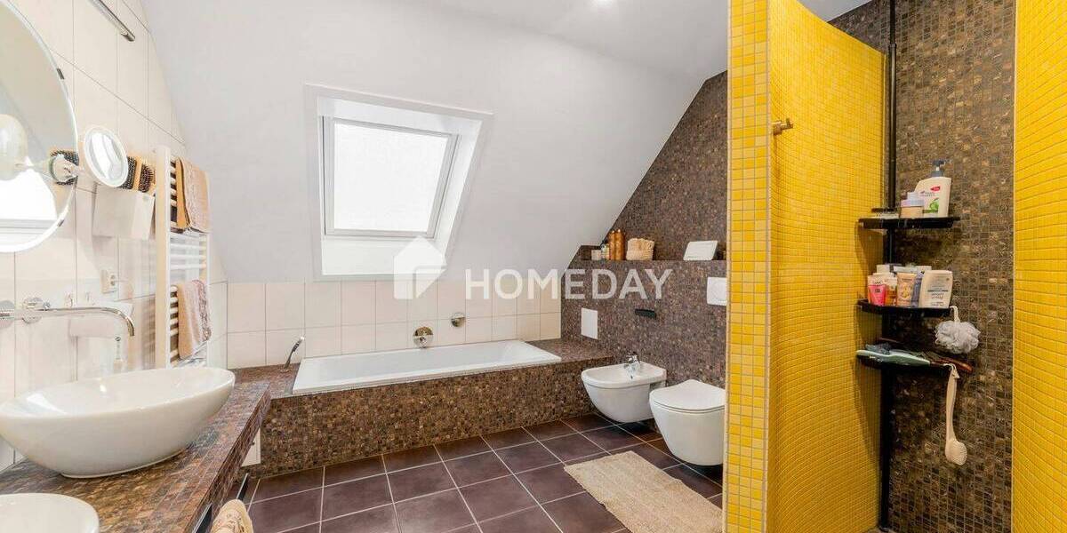 Reihenmittelhaus Herten Stadtmitte - 5 Zimmer, 114 m&sup2;, 399.000&euro; | Angebot:26140792