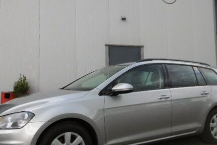 VW Golf 154.000 km 8.490 € Raesfeld 46348