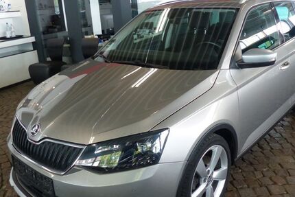 Skoda Fabia 52.670 km 12.590 &euro; Gelsenkirchen 45883