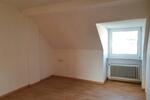 Dachgeschoßwohnung Essen Huttrop - 3 Zimmer, 76 m&sup2;, 119.000&euro; | Angebot:26819341