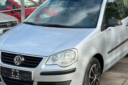 VW Polo 129.000 km 2.490 &euro; Castrop-Rauxel 44577