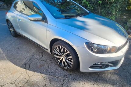 VW Scirocco 110.542 km 9.500 &euro; Essen 45355