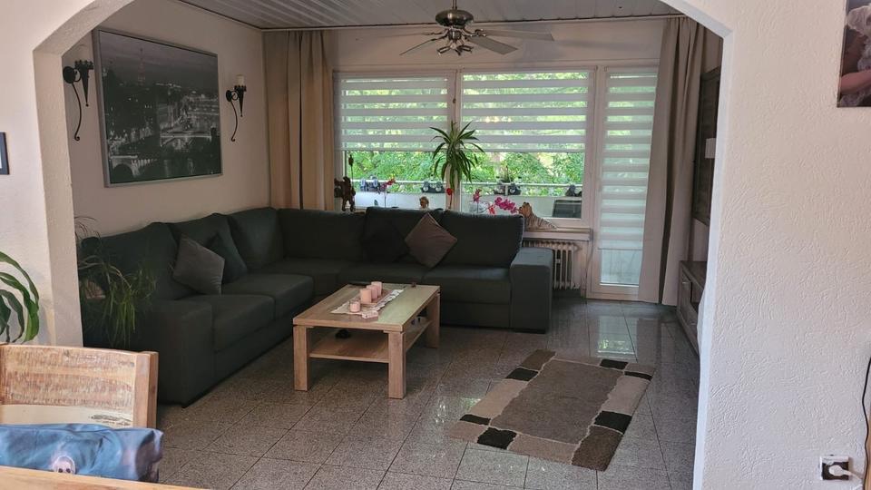 Etagenwohnung Gelsenkirchen Ückendorf - 5 Zimmer, 130 m&sup2;, 1.100&euro; | Angebot:24373306
