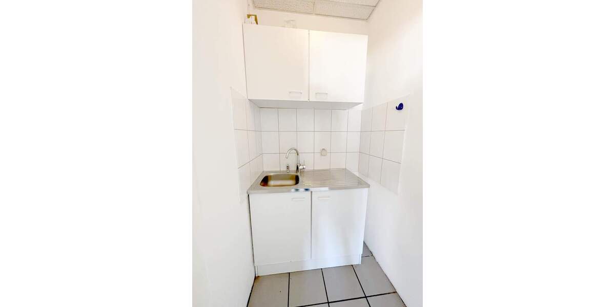 Gewerbeobjekt Oberhausen Osterfeld-West - 3 Zimmer, 895&euro; | Angebot:24992688