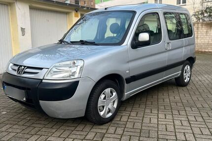 Peugeot Partner 96.000 km 3.490 &euro; Bochum 44807