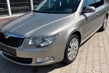 Skoda Superb 115.230 km 8.500 &euro; Dortmund 44145