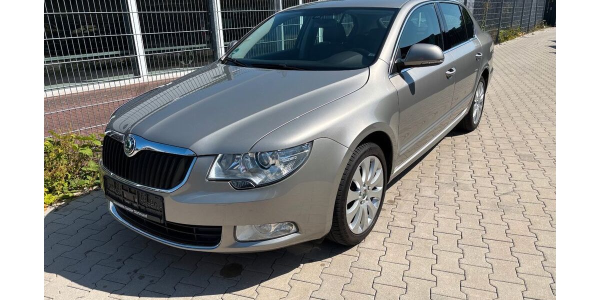 Skoda Superb 115.230 km 8.500 &euro; Dortmund 44145