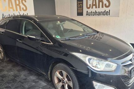 Hyundai i40 198.000 km 4.400 &euro; Bochum 44805