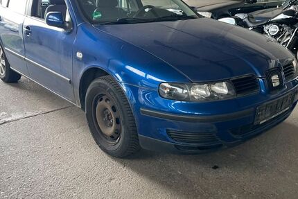 Seat Leon 169.500 km 1.250 &euro; Witten 58453