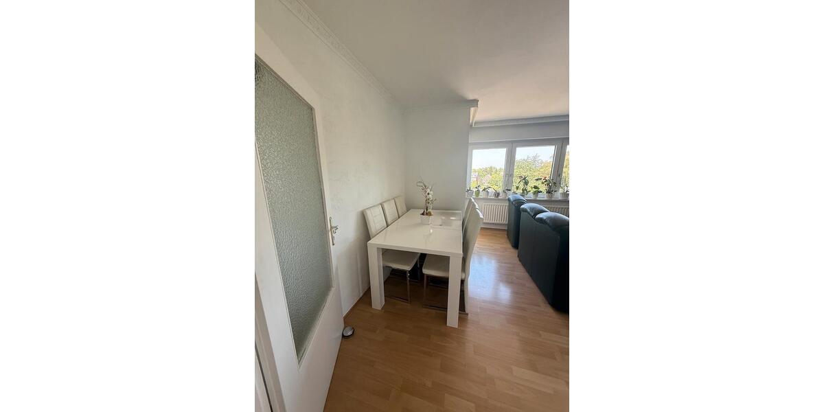 Etagenwohnung Mülheim an der Ruhr - 4 Zimmer, 67 m&sup2;, 120.000&euro; | Angebot:26977248