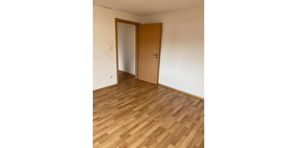 Dachgeschoßwohnung Oberhausen Osterfeld - 2 Zimmer, 44 m&sup2;, 520&euro; | Angebot:26407183