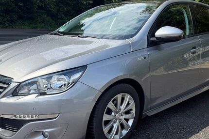 Peugeot 308 76.100 km 8.700 &euro; Castrop-Rauxel 44577
