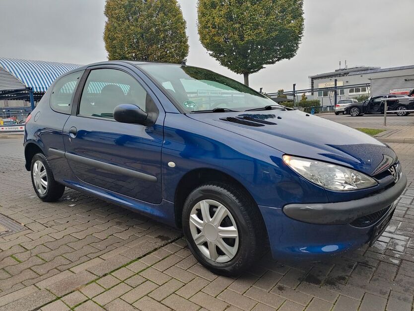 Peugeot 206 109.500 km 1.899 € Essen 45326