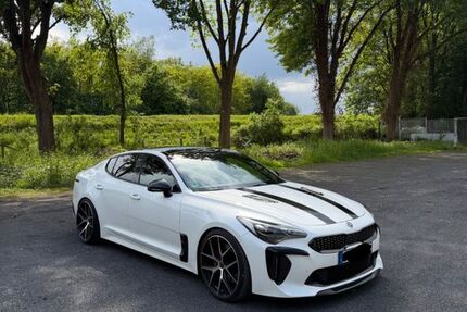 Kia Stinger 110.000 km 28.100 &euro; Selm 59379