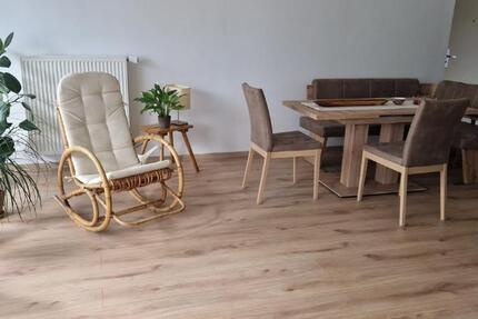 EG * Balkon * Wärmeverbundsystem zimmer