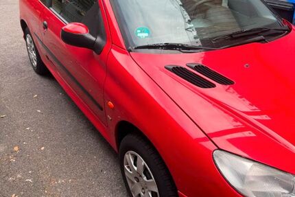 Peugeot 206 124.900 km 999 &euro; Essen 45326