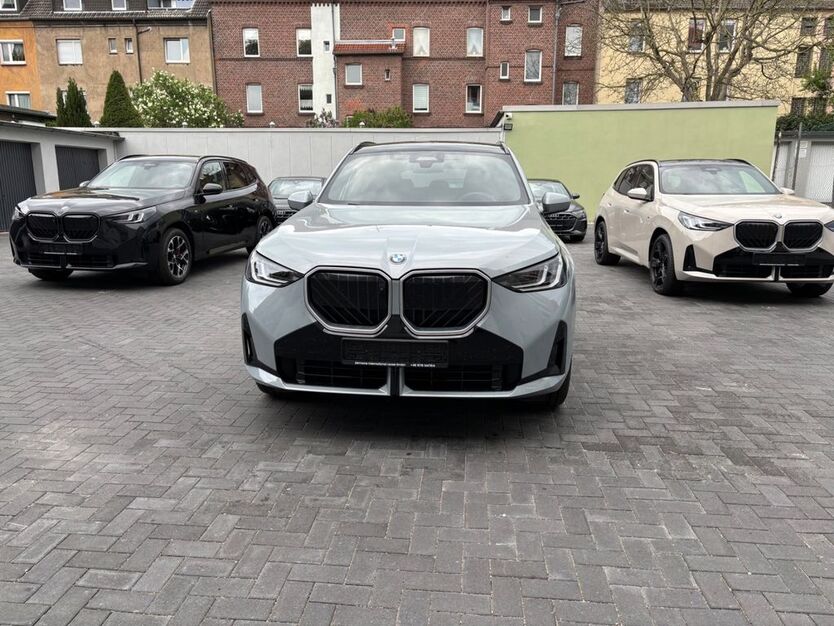 BMW X3 5.800 km 73.780 € Gelsenkirchen 45886