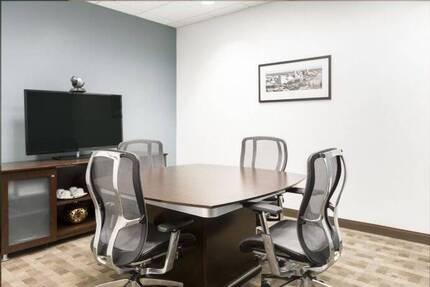 Privater Büroraum ganz auf Ihre individuellen Unternehmensbedürfnisse angepasst 20 sqm in Regus Centro zimmer