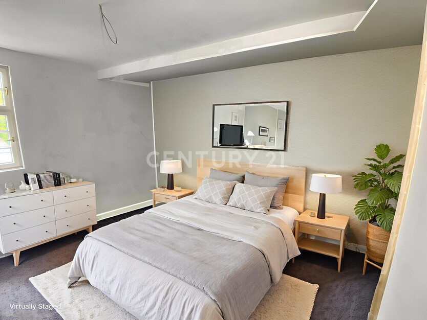 Besonderes Wohnflair im modernisierten Altbau 2 zimmer