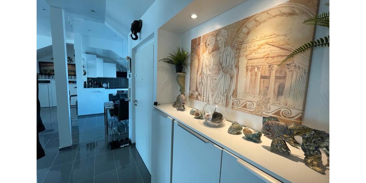 Dachgeschoßwohnung Essen Frillendorf - 3 Zimmer, 96 m&sup2;, 249.000&euro; | Angebot:27044145