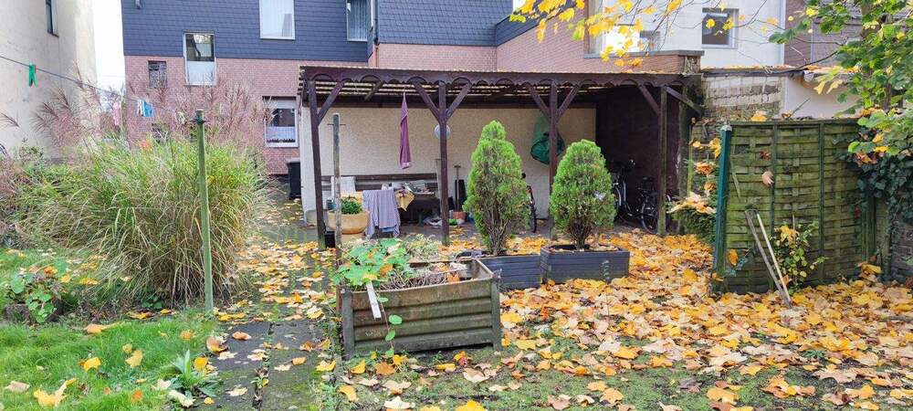 Mehrfamilienhaus, Wohnhaus Recklinghausen Hochlar - 9 Zimmer, 225 m&sup2;, 321.500&euro; | Angebot:25661193
