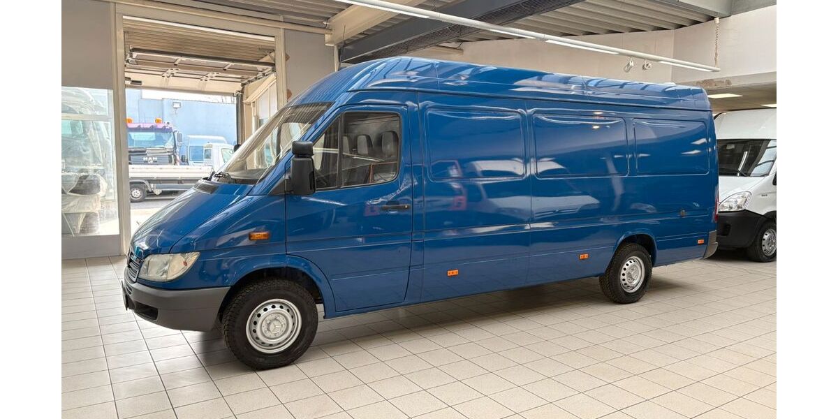 Mercedes-Benz Sprinter 173.000 km 8.900 &euro; Dortmund 44339