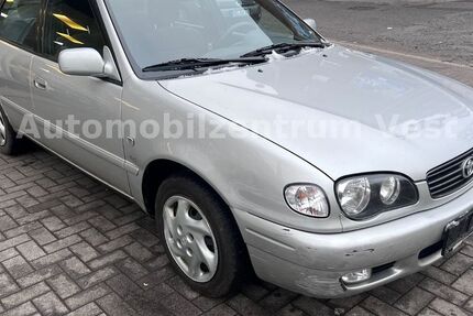 Toyota Corolla 63.000 km 3.990 &euro; Recklinghausen 45657