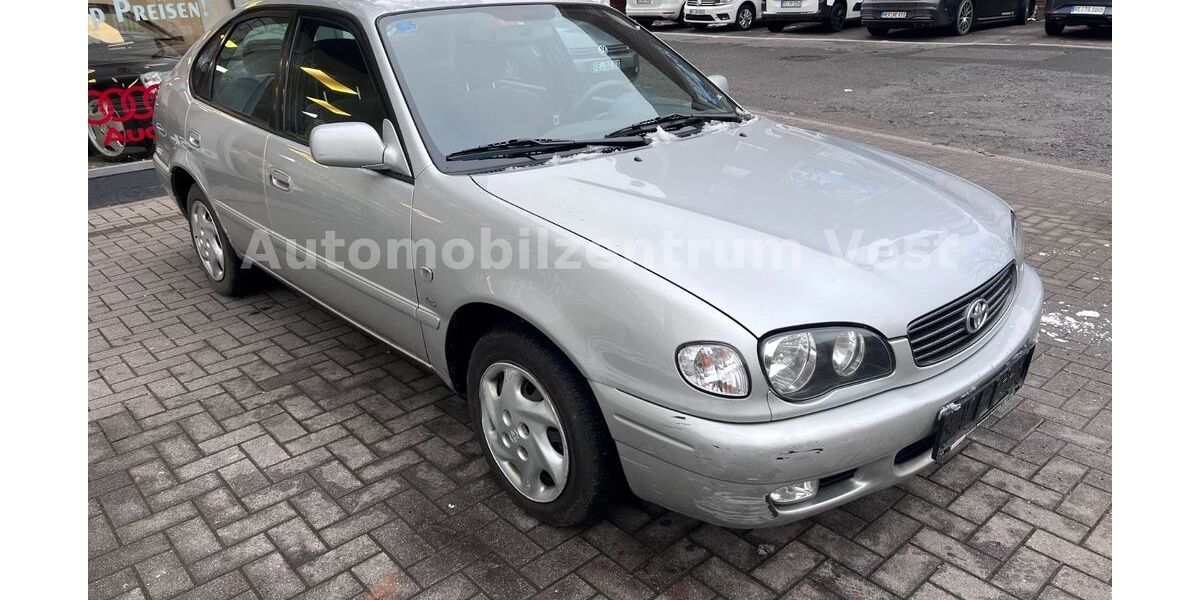 Toyota Corolla 63.000 km 3.990 &euro; Recklinghausen 45657
