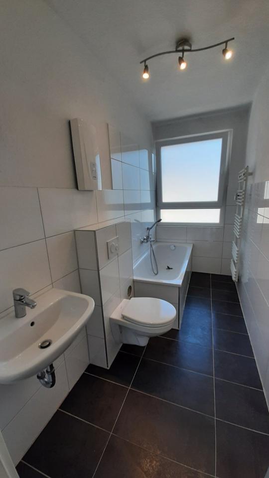 Landgrafenstraße 2 - helle 3 ZKB Wohnung im 3.OG links zimmer