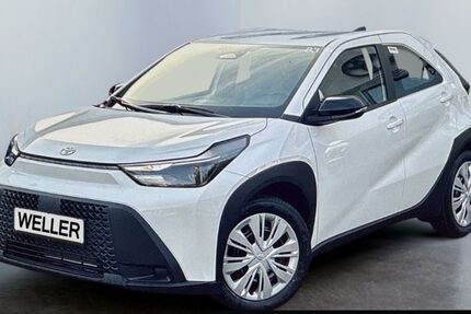 Toyota Aygo (X) 1.999 km 22.280 &euro; Dortmund 44143