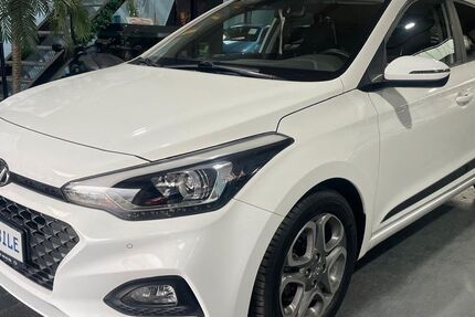Hyundai i20 27.000 km 12.490 &euro; Bottrop 46238