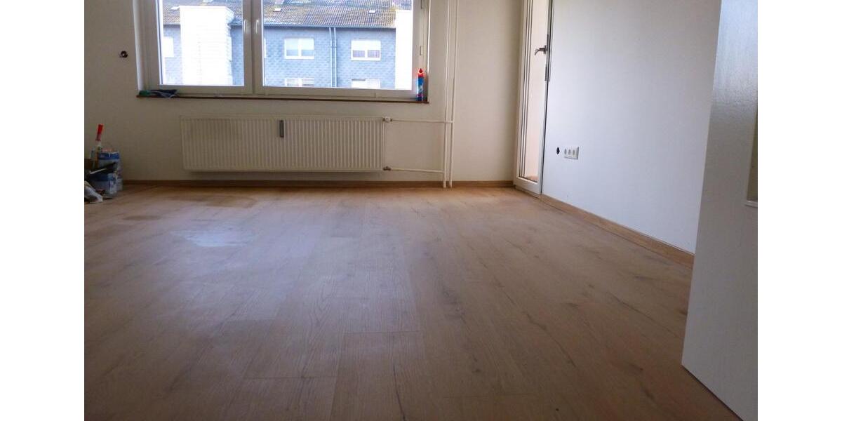 Renovierte 2.5 Zimmer Wohnung 2 zimmer