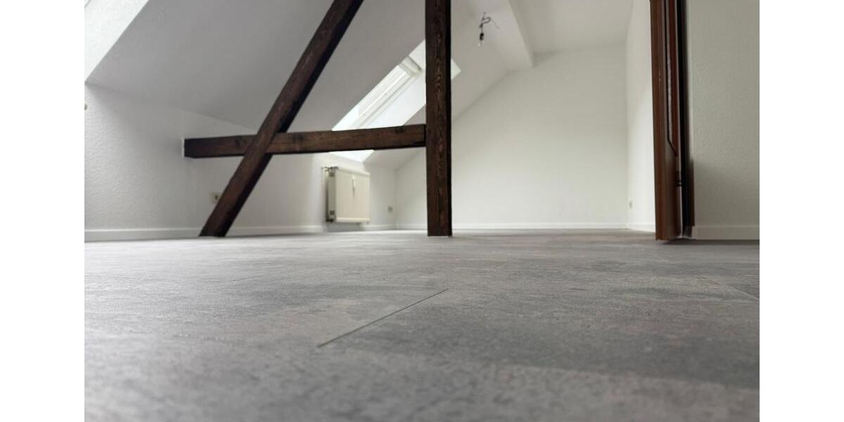 Dachgeschoßwohnung Bottrop - 3 Zimmer, 55 m&sup2;, 560&euro; | Angebot:25146670