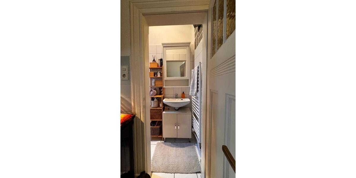 Romantische Single- oder Pärchenaltbauwohnung in Premiumlage 3 zimmer