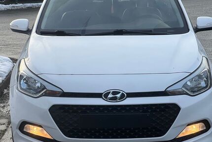 Hyundai i20 197.592 km 4.999 &euro; Essen 45276