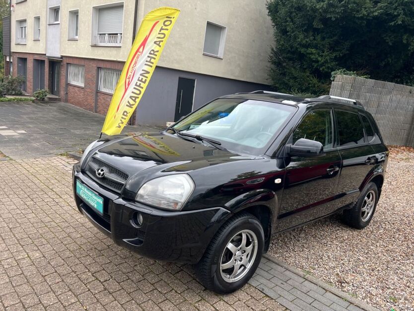 Hyundai TUCSON 275.000 km 2.999 € Essen 45147