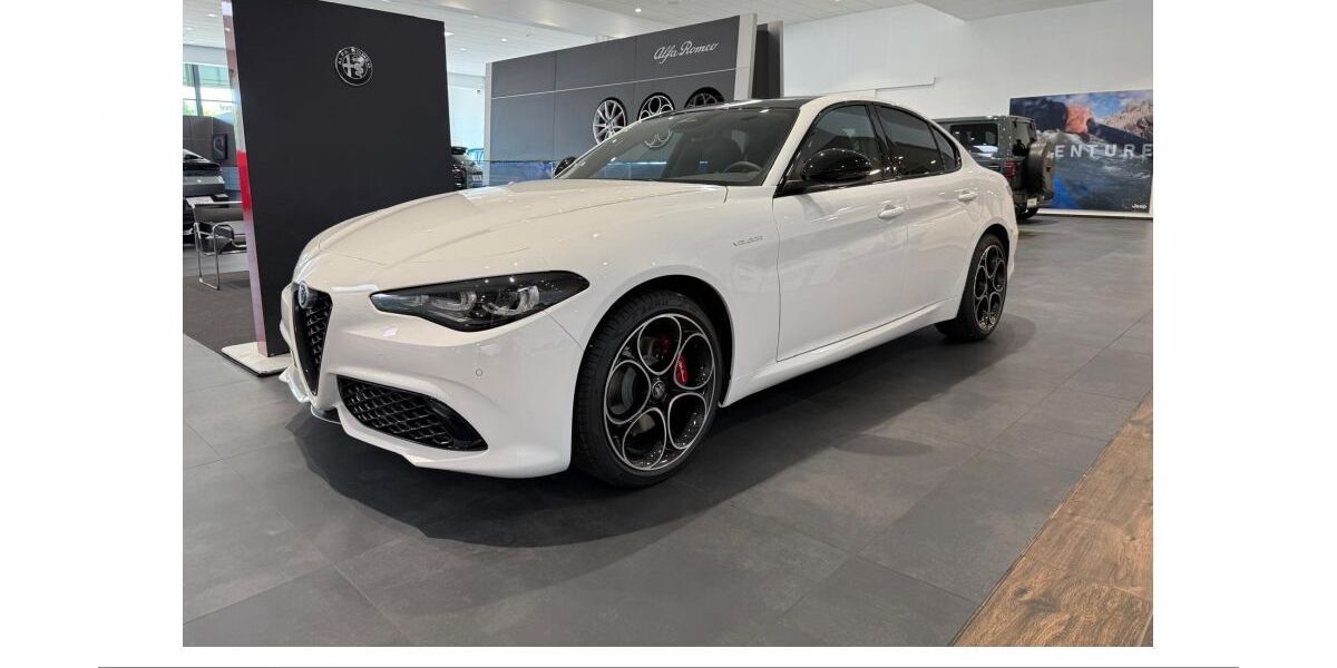 Alfa Romeo Giulia 15.990 km 42.985 &euro; Dortmund 44145