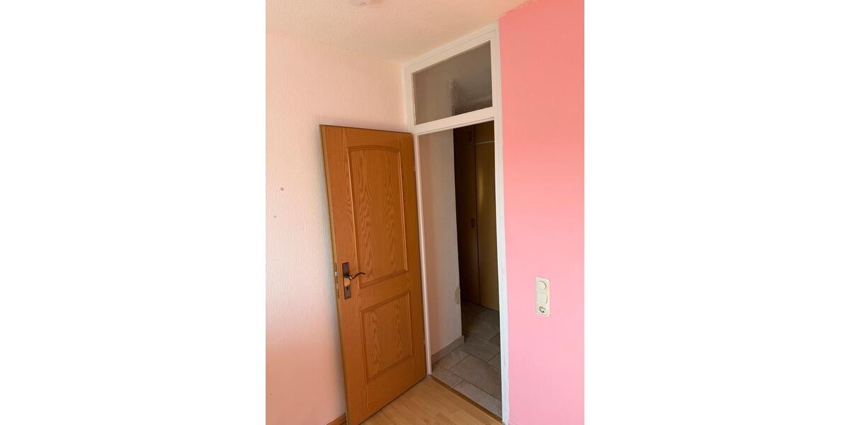 Dachgeschoßwohnung Dortmund Huckarde - 3 Zimmer, 82 m&sup2;, 195.000&euro; | Angebot:27075726