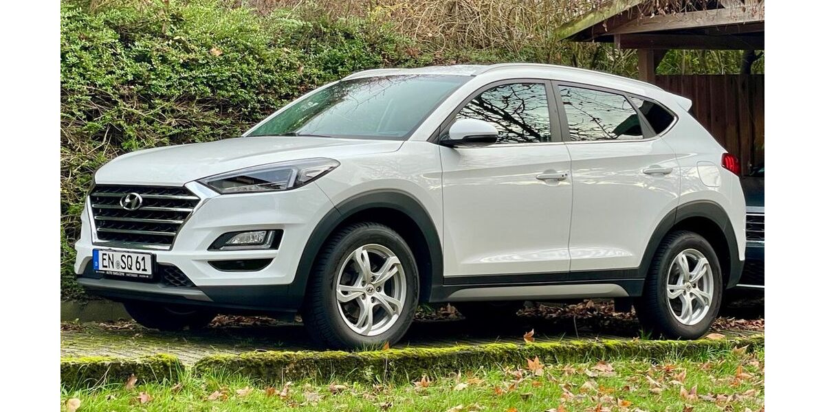 Hyundai TUCSON 117.000 km 17.000 &euro; Hattingen 45529