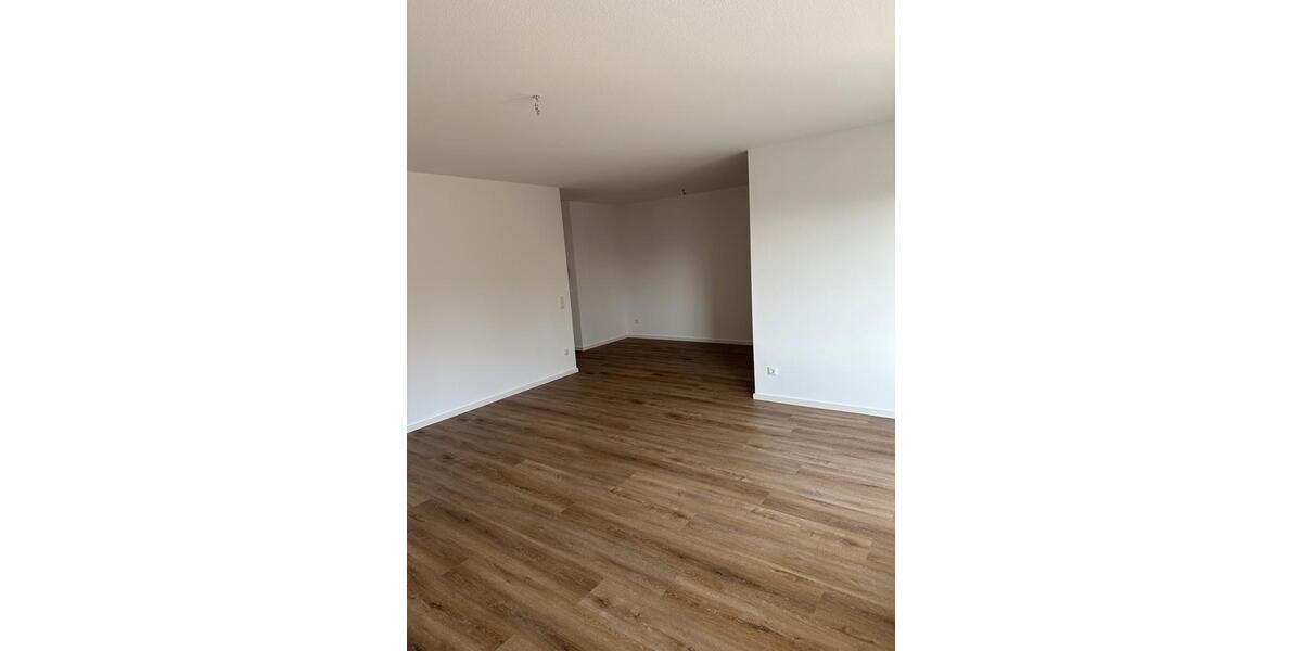 Helle 3,5-Zimmer Wohnung mit Balkon 3.5 zimmer