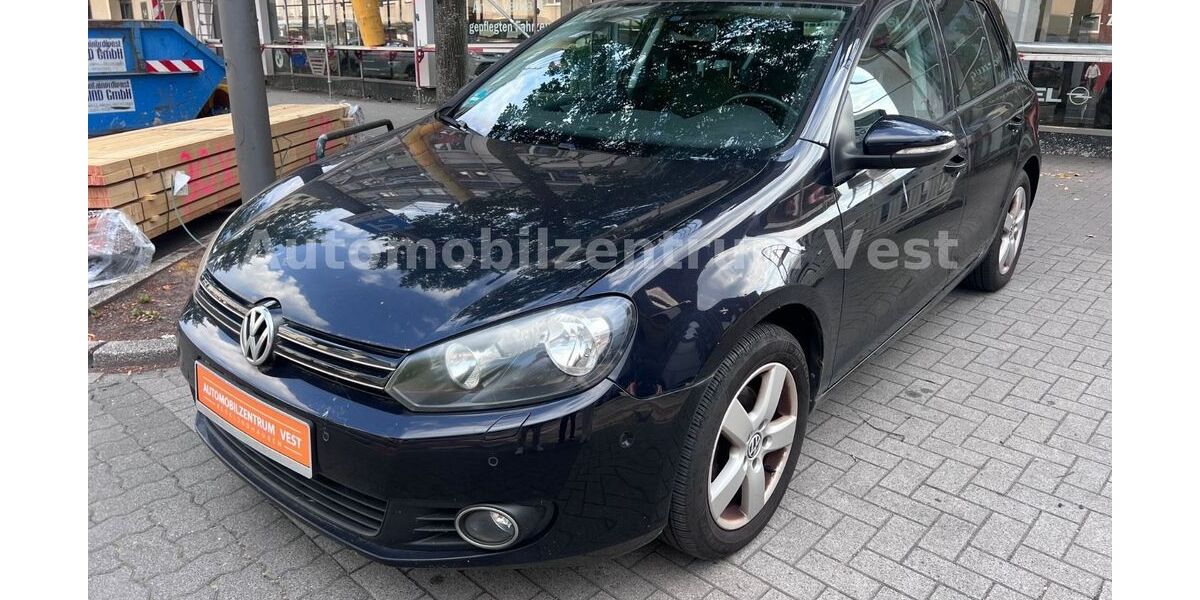 VW Golf 129.000 km 4.690 &euro; Recklinghausen 45657