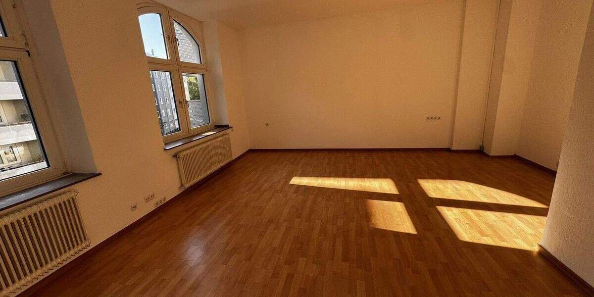Saarlandstraßenviertel - Altbau - 2 Balkone - 106 qm 3 zimmer