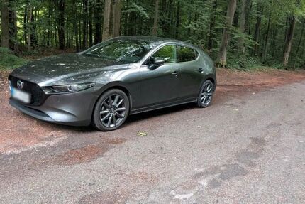 Mazda 3 81.000 km 17.100 &euro; Bottrop 46236