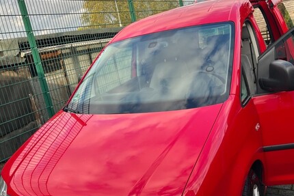 VW Caddy 192.000 km 3.750 € Essen 45121