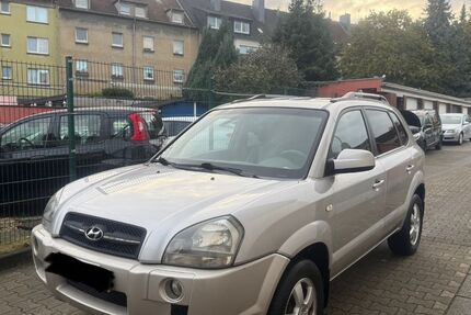 Hyundai TUCSON 221.000 km 3.000 &euro; Essen 45143