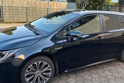 Toyota Corolla 54.200 km 21.190 &euro; Dortmund 44379