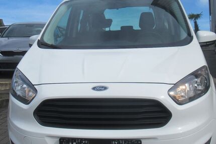 Ford Tourneo Courier 52.045 km 9.890 € Herne 44653
